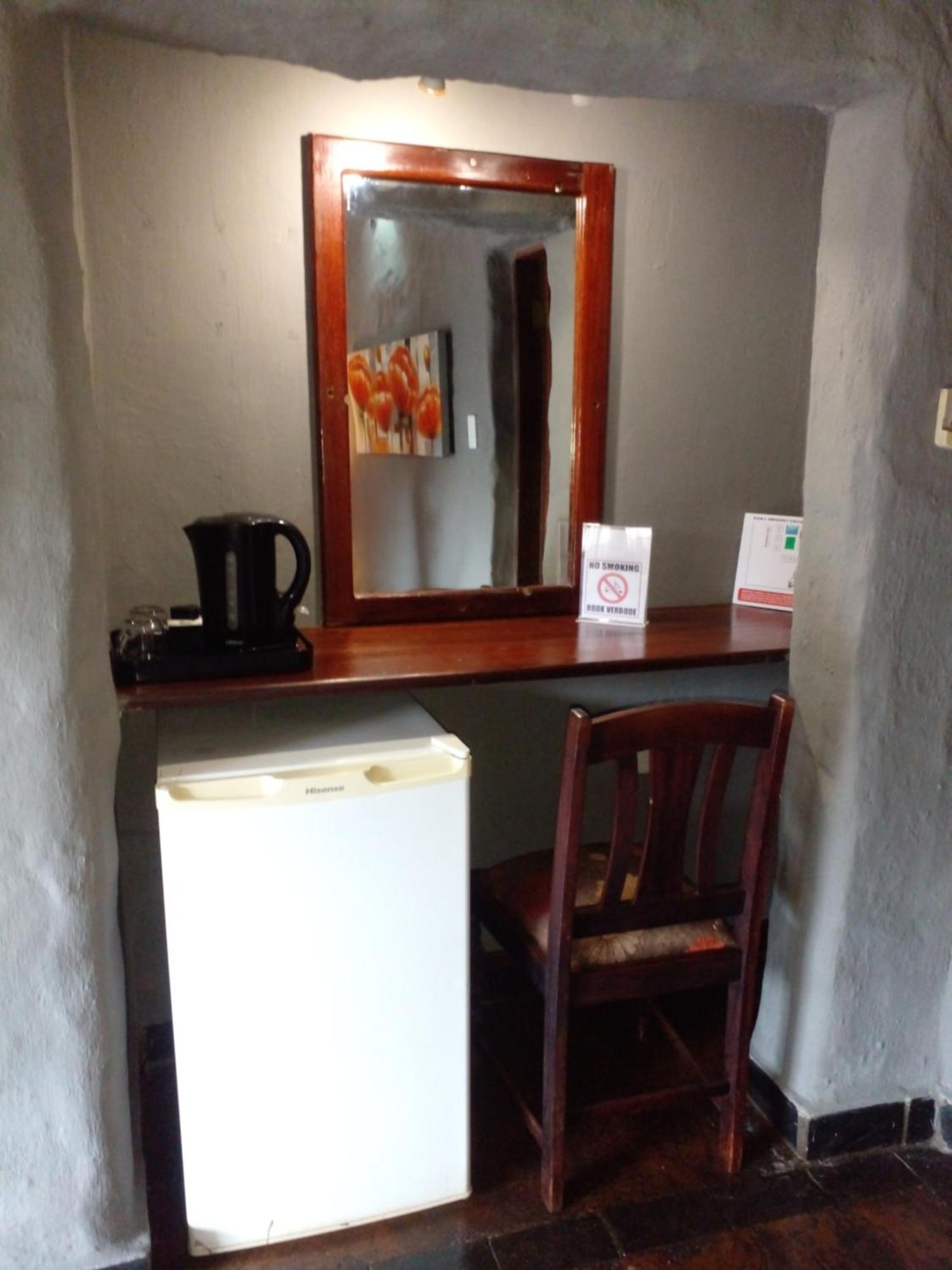 Buffalo Hotel Hectorspruit Екстер'єр фото