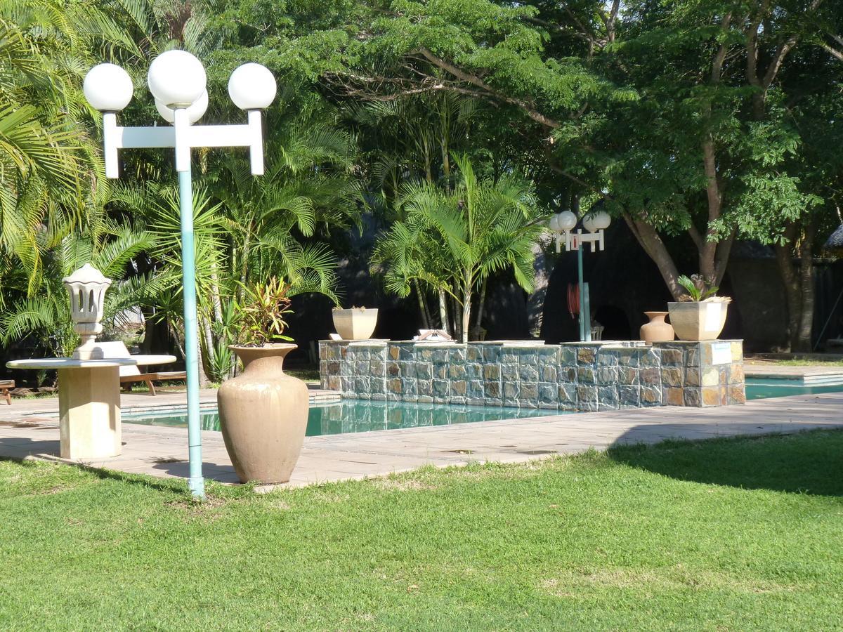 Buffalo Hotel Hectorspruit Екстер'єр фото